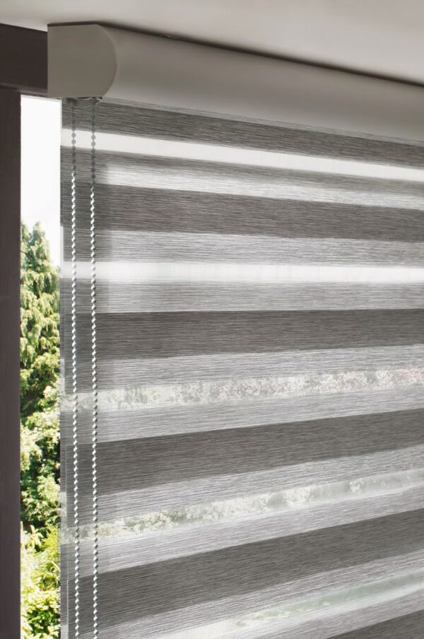 Sheer / Zebra roller blinds - Image 2